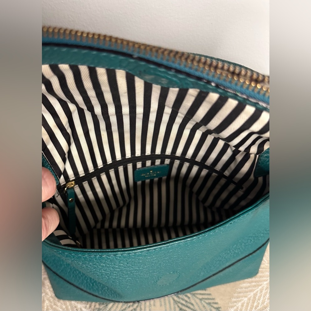 KATE SPADE NEW YORK SOUTHPORT AVE  CARMEN GREEN HAND BAG CROSSBODY - Picture 8 of 15